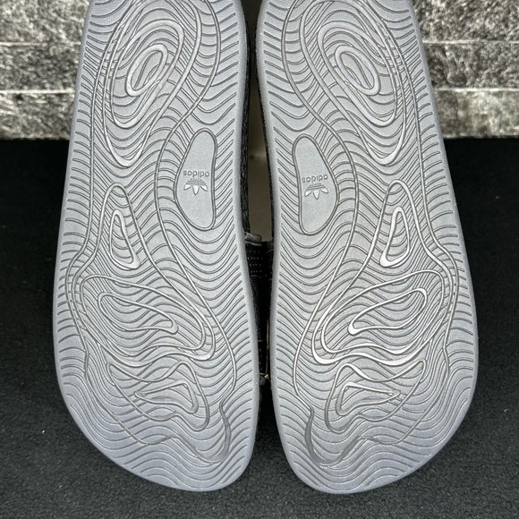 Adidas - Pharrell x Chancletas Human Race Black Future - M7W8.5 - Picture 9 of 11